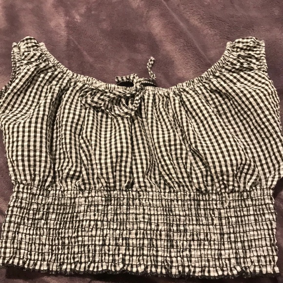 Tilly's Tops - off the shoulder checkered top w/small bow